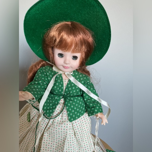 Royal House of Dolls month of the year ( March ) - Picture 2 of 16